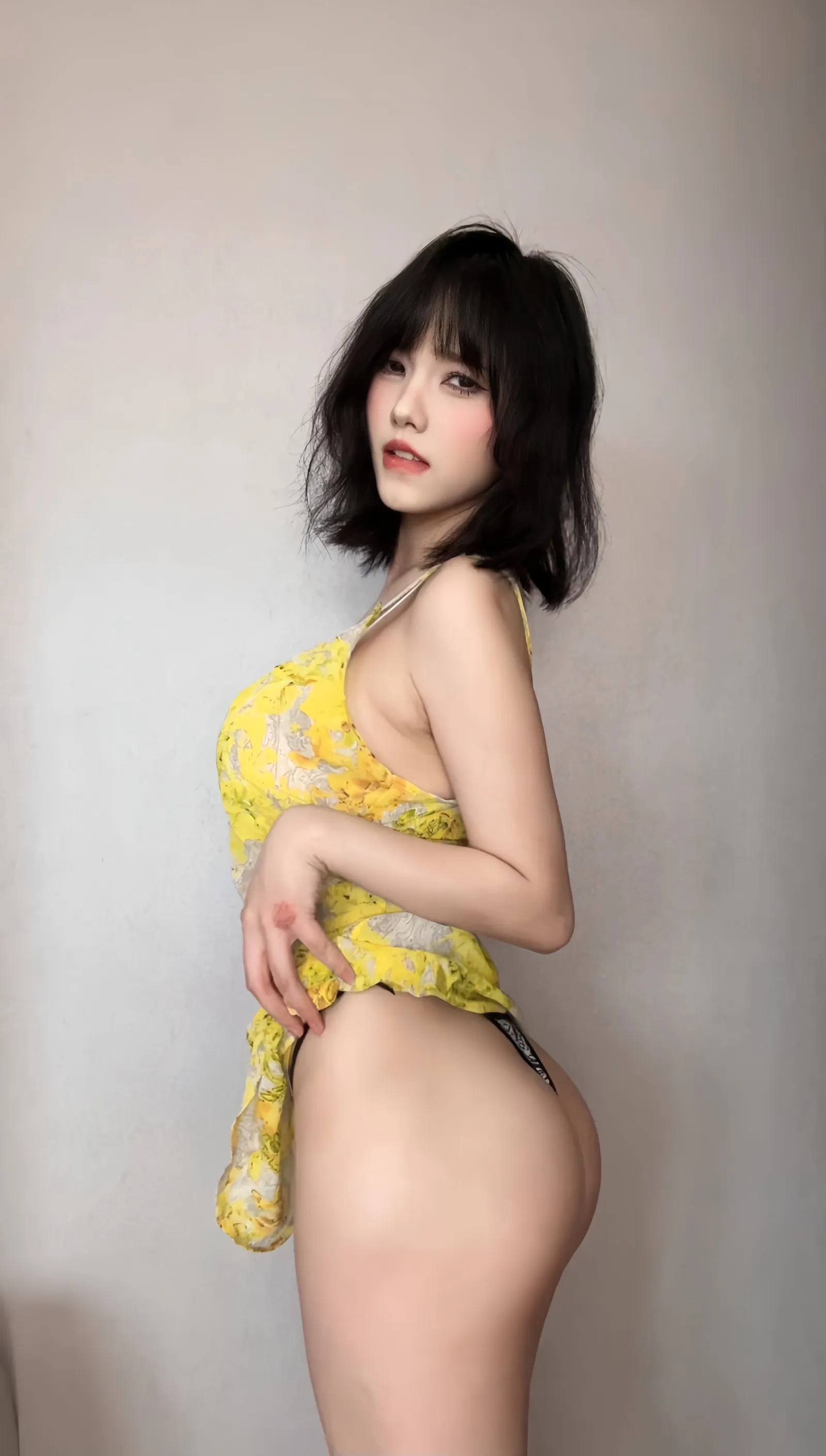 图片[2]-琳铛铛 – 夺命黄色战袍 [15P]-蜜私库