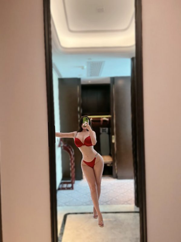 MIYA – 红色风景 [48P]-蜜私库