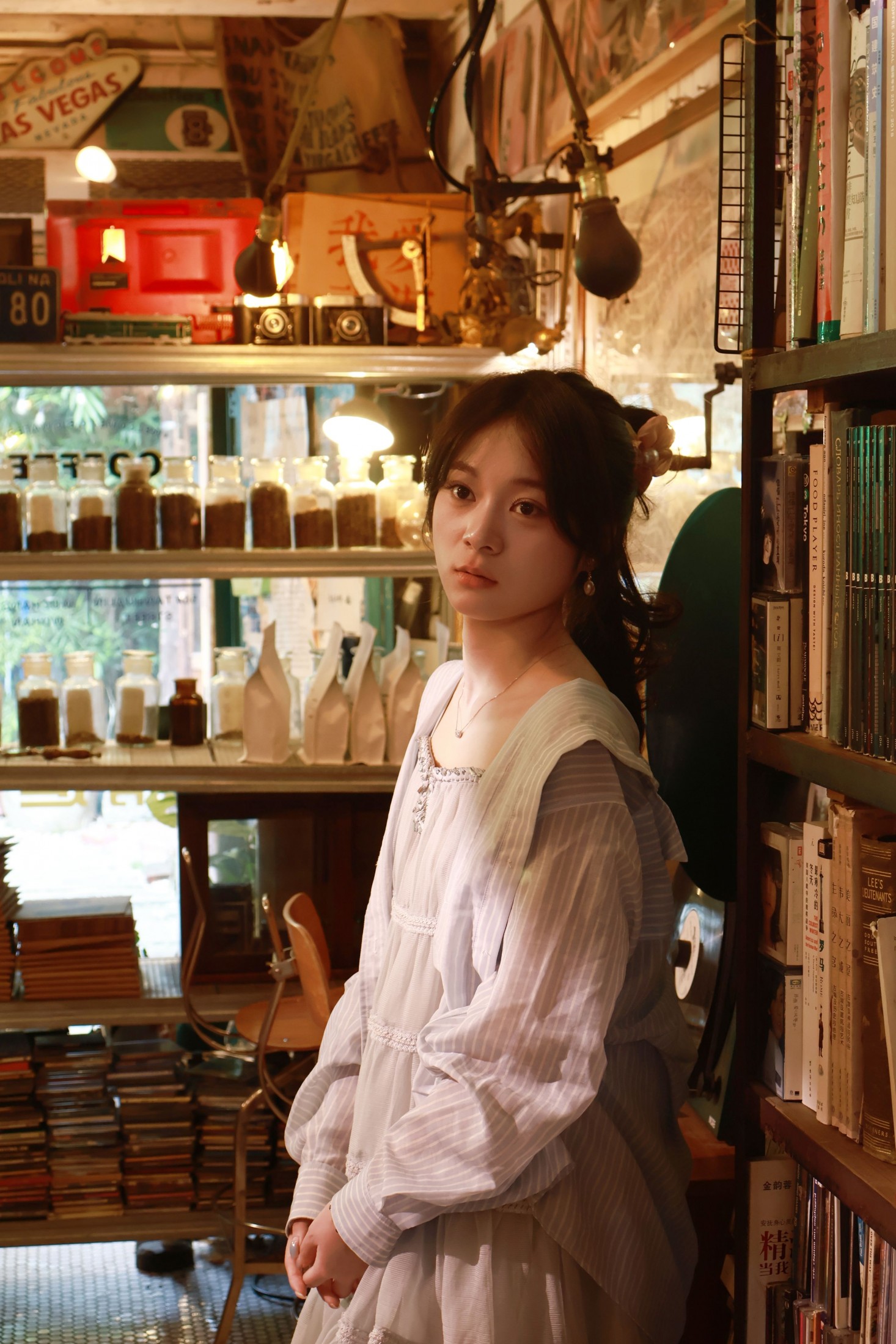 图片[2]-雪雪2233 – 《咖啡馆随拍》[21P]-蜜私库