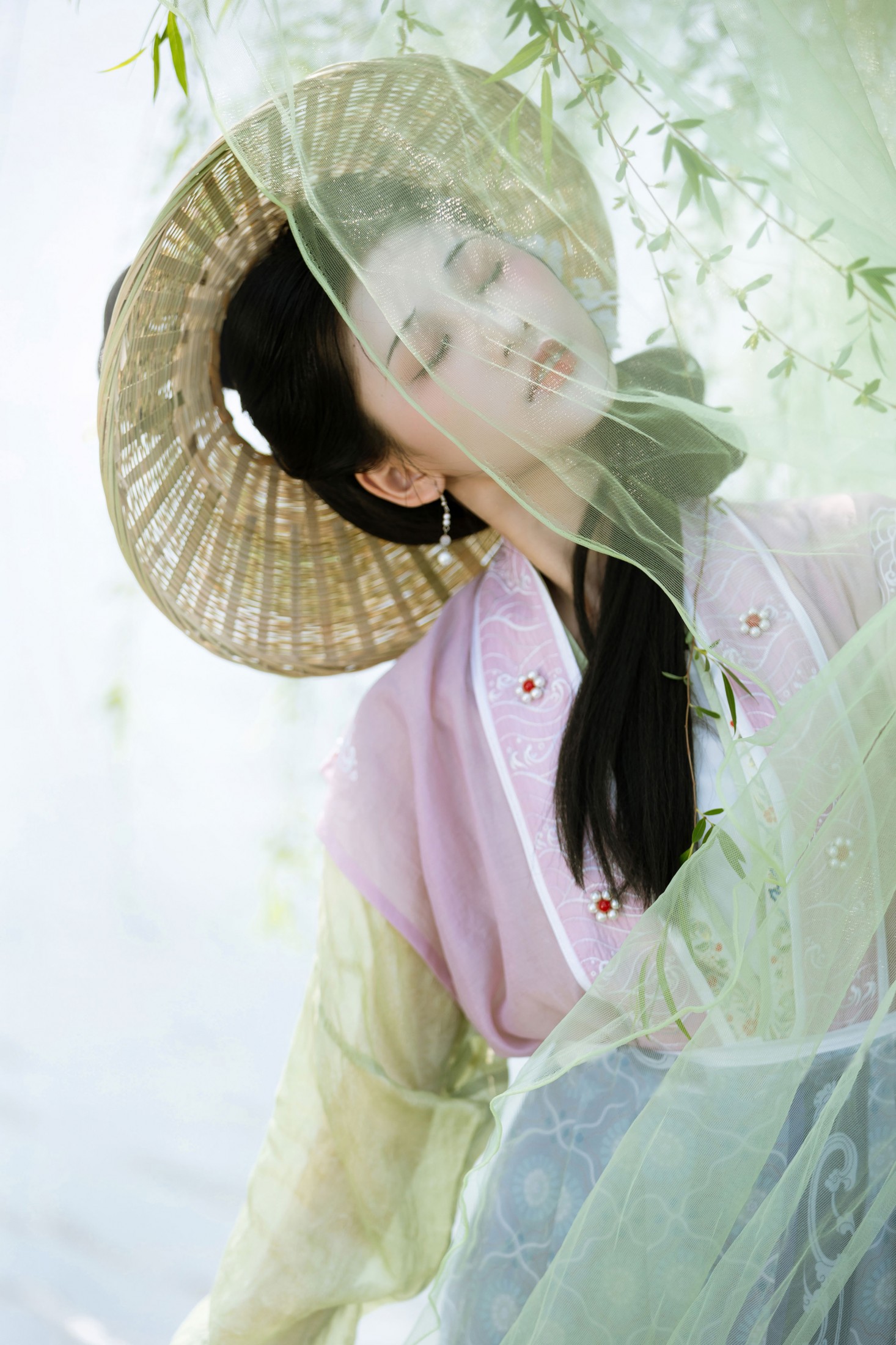 小y今天也很开心 – 《杨堤堆烟》[15P]-蜜私库