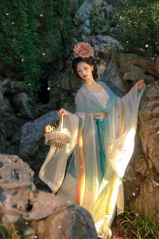 《宋｜仕女图  “误入眉眼，可叹惊鸿”》[9P]-蜜私库